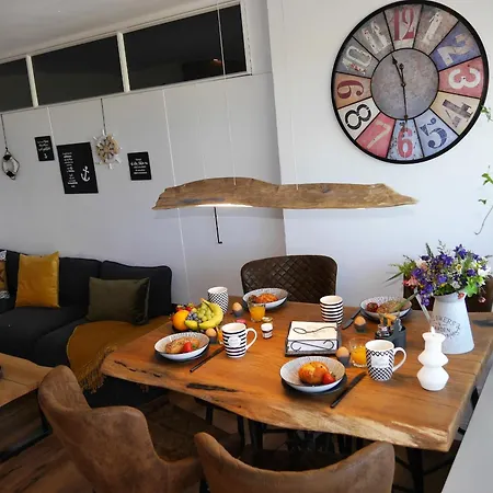 Deichbude 13 Im Hochhaus Büsum